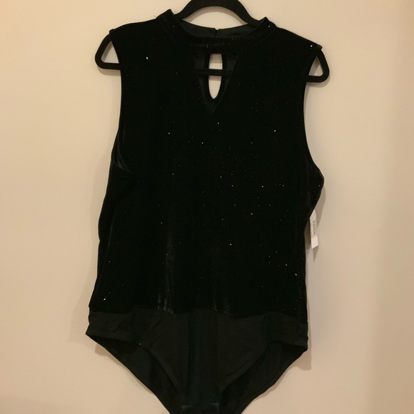 NWT TESS HOLIDAY 2x- Sleeveless Velvet Bodysuit - Picture 7 of 7